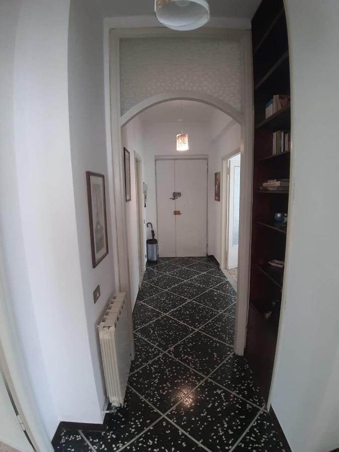 Appartamento Centrale Fino A 8 Posti Letto Pontremoli Exterior foto